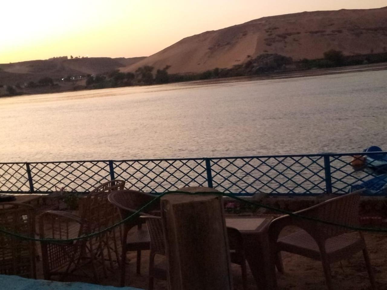 Отель Hooly Nubian Асуан Экстерьер фото