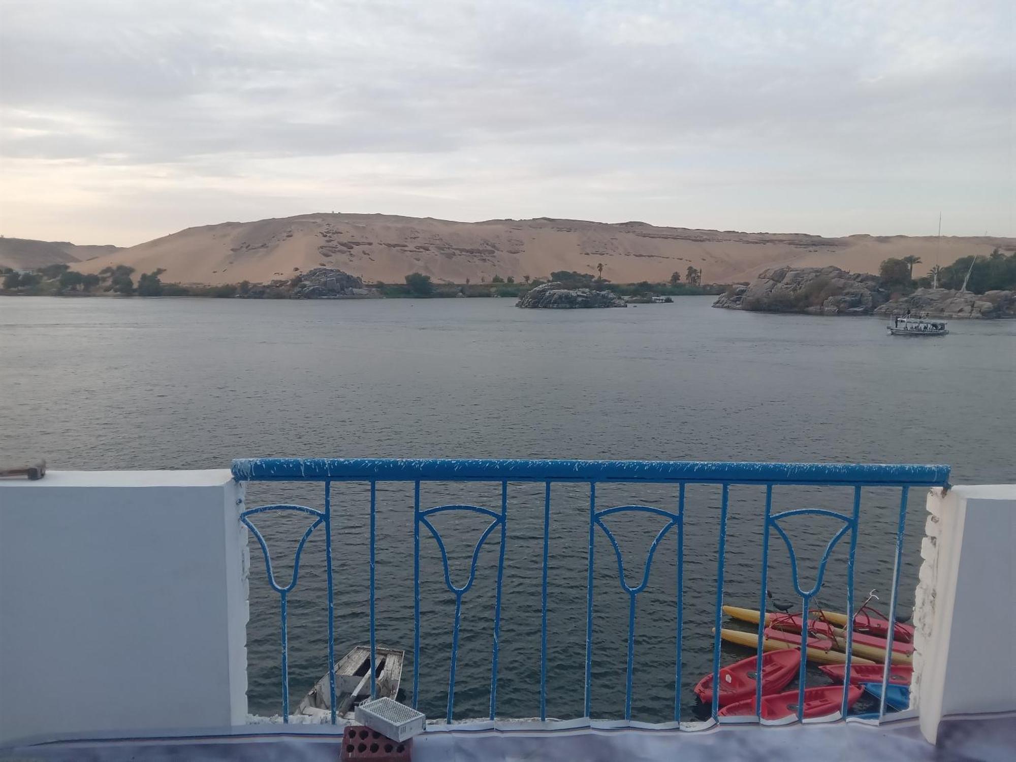 Отель Hooly Nubian Асуан Экстерьер фото